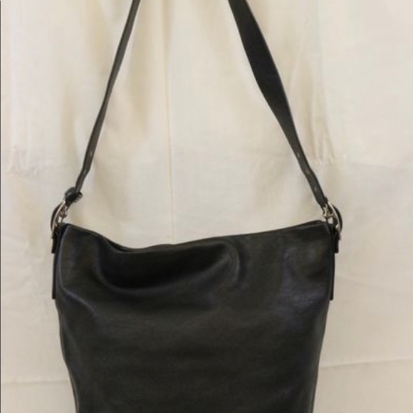 Coach - Picture 2 of 14